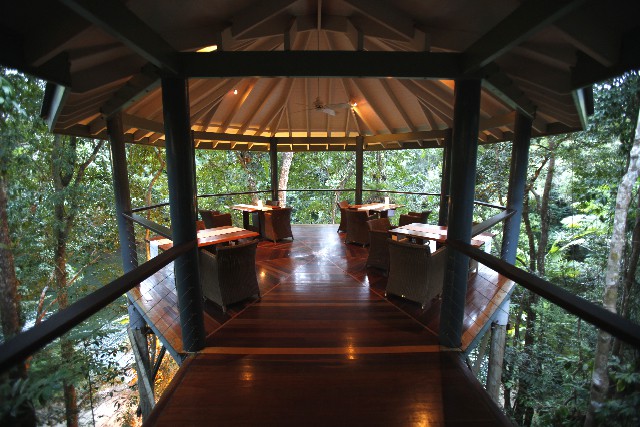 Qamea Honeymoon Bure Exterior