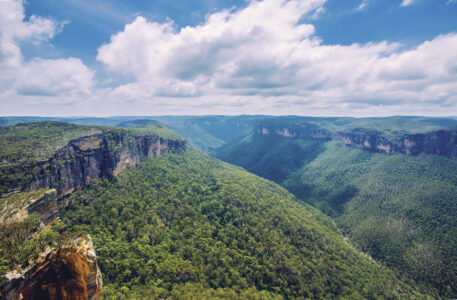 Hanging Rock Blue Mountains Hanging Rock, Blue Mountains National Park Australia