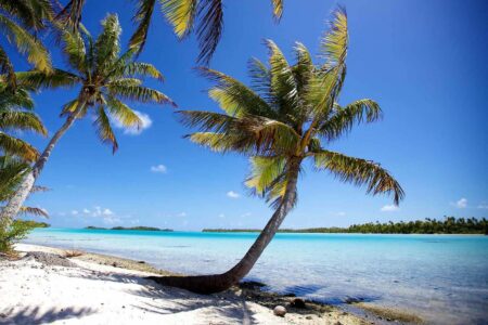 The Beach at Kia Ora Tahiti beach