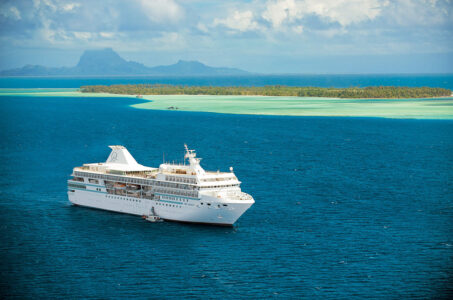 The Paul Gauguin Cruise The Paul Gauguin Cruise Ship in French Polynesia
