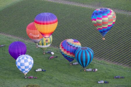 Global Ballooning Global Ballooning over Yarra Valley