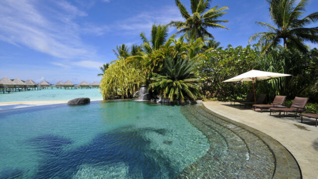 Infinity Pool Intercontinental Le Moana Infinity Pool Intercontinental Le Moana Bora Bora