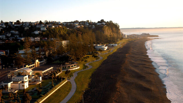 Aerial Photo, Napier Marine Parade Aerial Photo, Napier Marine Parade