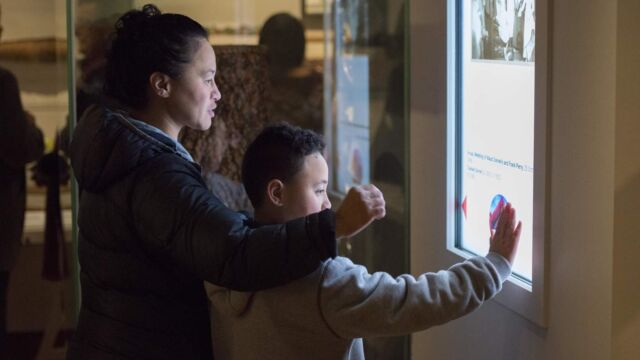 Museum Theatre Gallery, Hawkes Bay: Taonga-Maori-Exhibition Museum Theatre Gallery, Hawkes Bay: Taonga-Maori-Exhibition