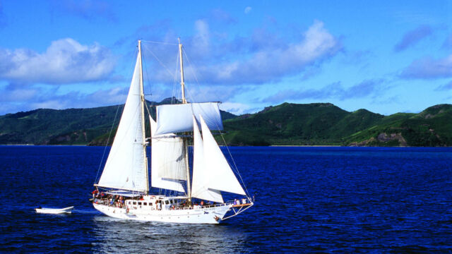 Captain Cook Cruises