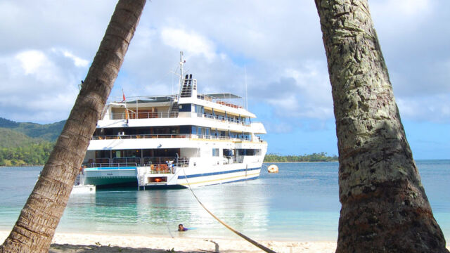 Princess at Nanuya - Blue Lagoon Cruises Princess at Nanuya - Blue Lagoon Cruises